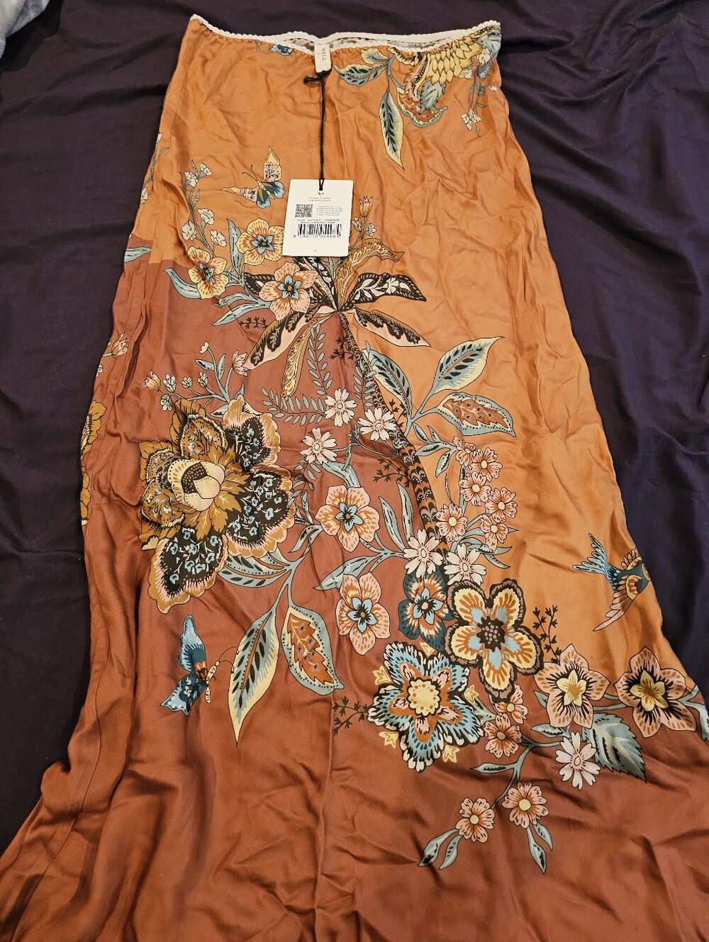 Spell - Mojave Lily Bias Skirt (Amber) And SPELL - Mojave Lily Lace Up Cami - Picture 8 of 13